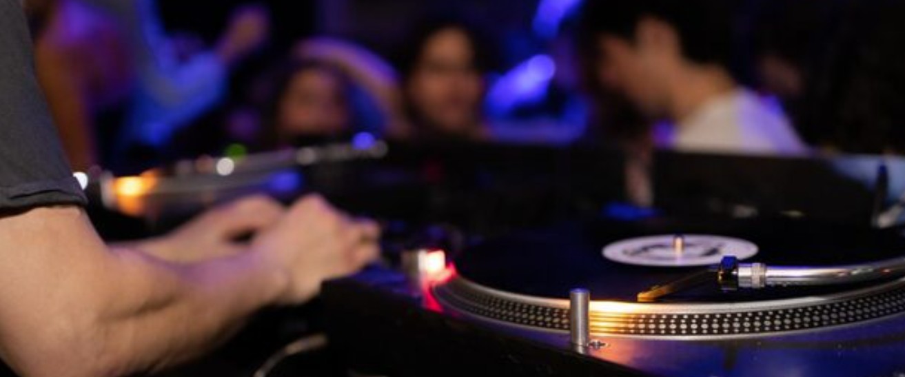 Experiencias en tu bar o discoteca con Clinfu